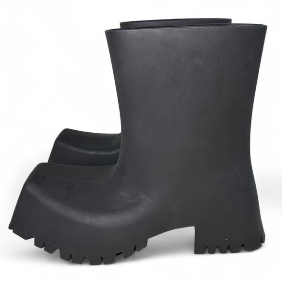 Balenciaga Women's Trooper Rubber Ankle Bootie Black EU 37, US 7 - Picture 1 of 15